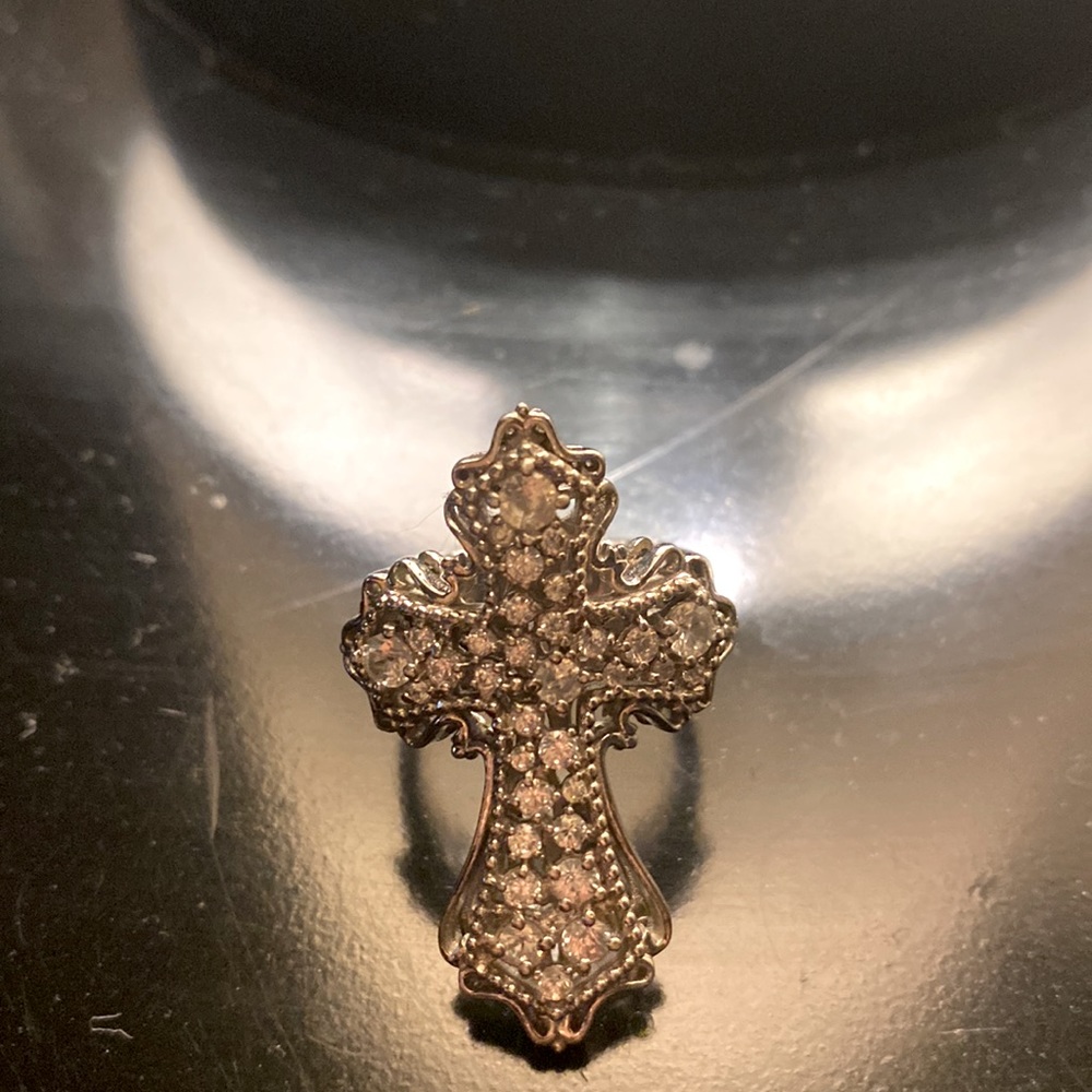 Cross ring, heavy and never worn